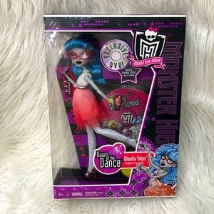 Monster High GHOULIA YELPS Dawn of the Dance 2011